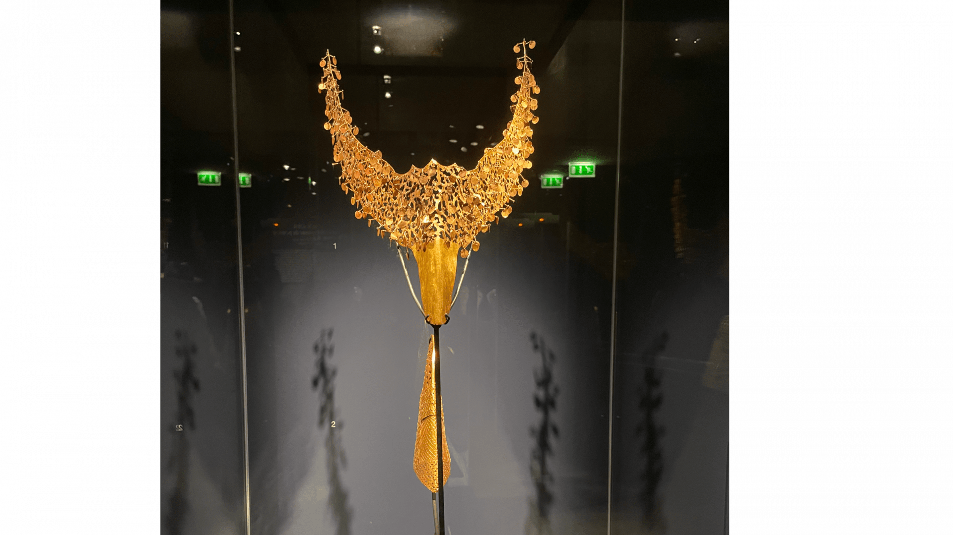 [AAEALO] Retour sur la visite de l’exposition “Silla : l’Or et le Sacré – Trésors de Corée” au musée Guimet