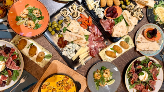 [AAEALO] Déjeuner des anciens élèves des langues O' à Cracovie